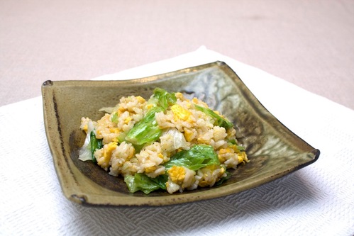 黄金レタスチャーハン